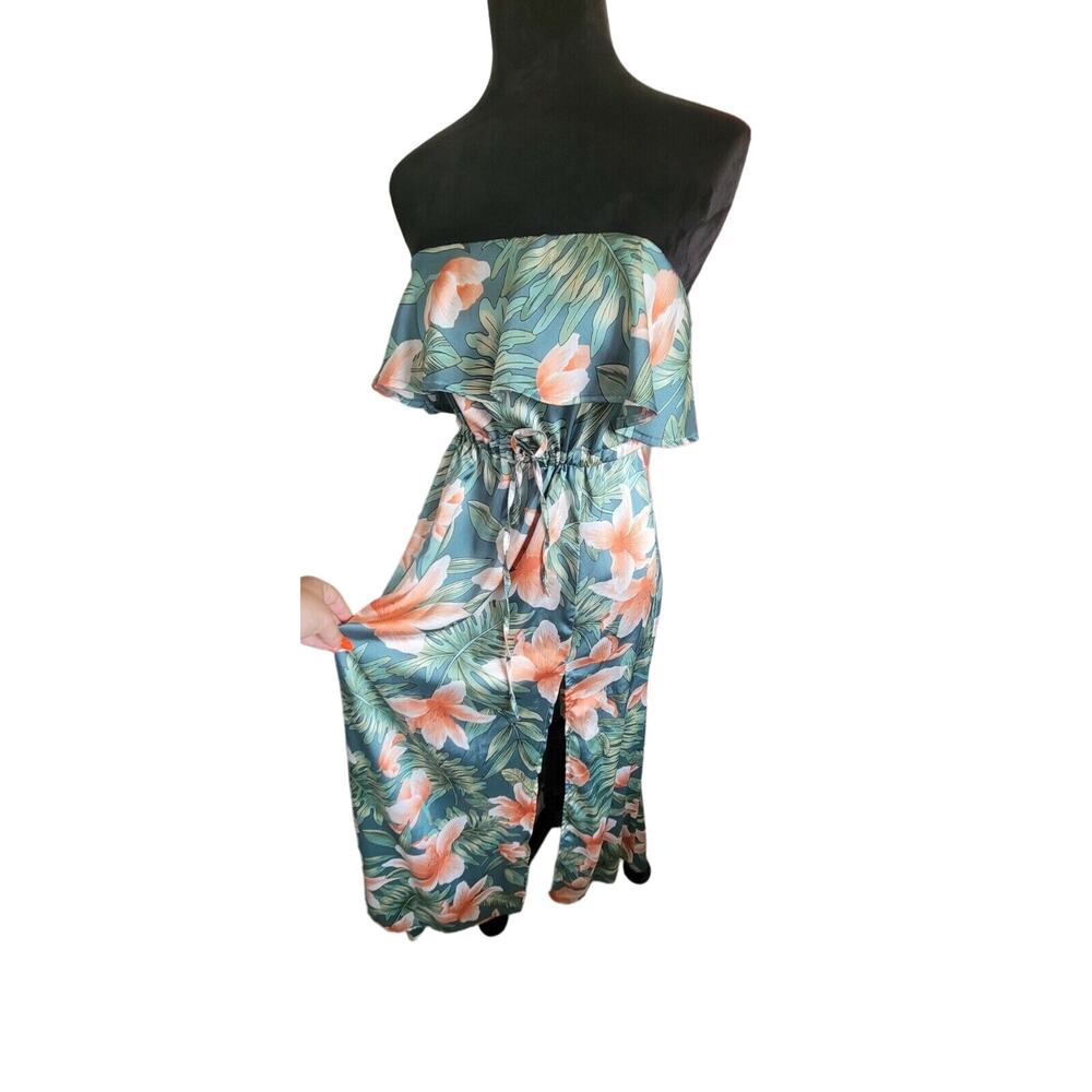 Beautiful beach maxi dress strapless hawaaiian with high slits and ruffles - Picture 2 of 7